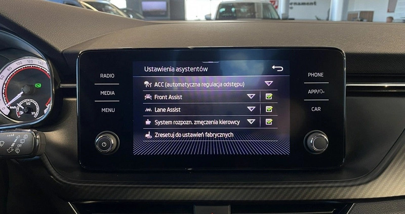 Skoda Kamiq cena 104900 przebieg: 26900, rok produkcji 2021 z Milanówek małe 596